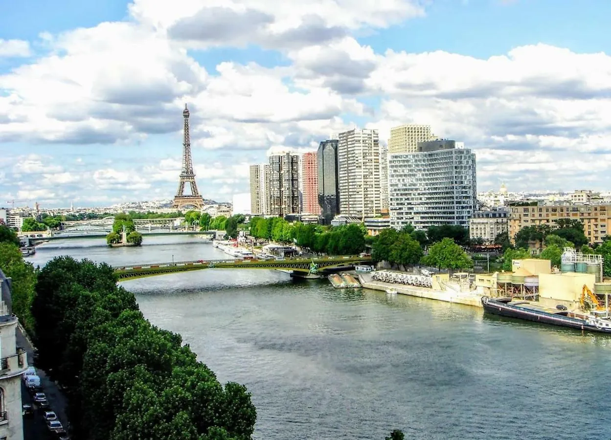 パリLuxe Eiffel Tower And Seine Riverアパートメント